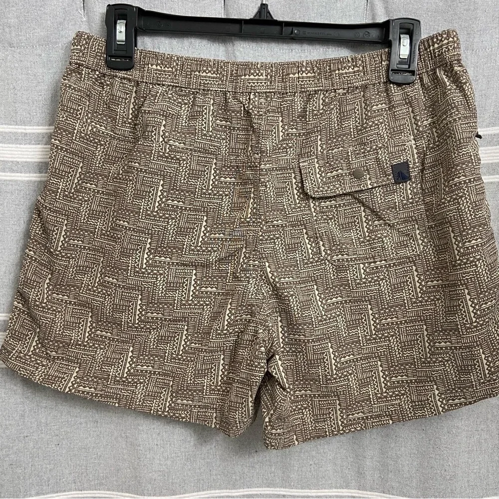 L.L. BEAN / Brown Ultra Lightweight Adventure Shorts Size S reg
